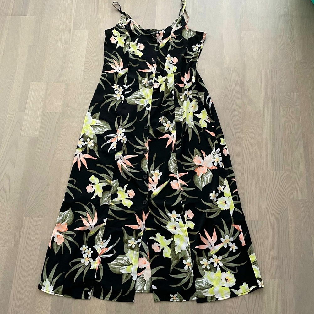 H&M Vacation Floral Hawaiian Print Maxi Dress